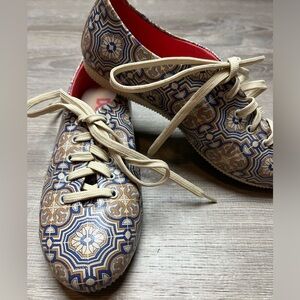 Dogo Vegan Leather Cute Shoes-‎ 37